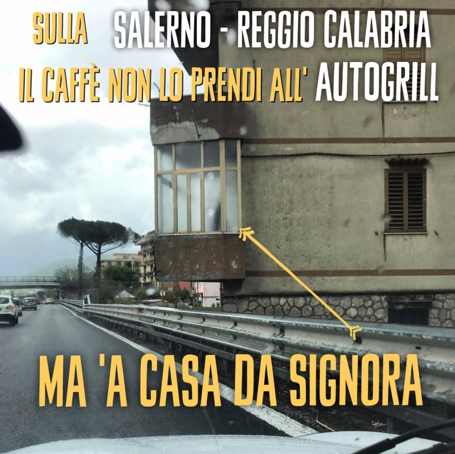Sulla Salerno Reggio Calabria il caffè non lo prendi all'autogrill ma a casa da signora