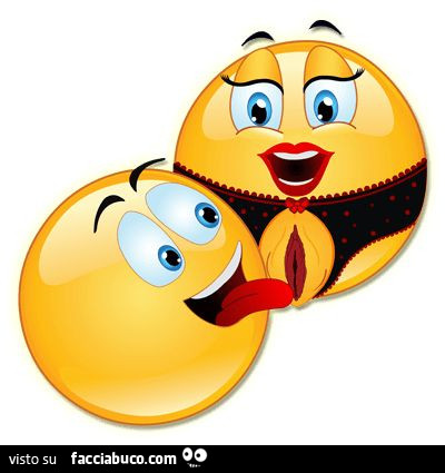 Lo smile gli lecca la figa